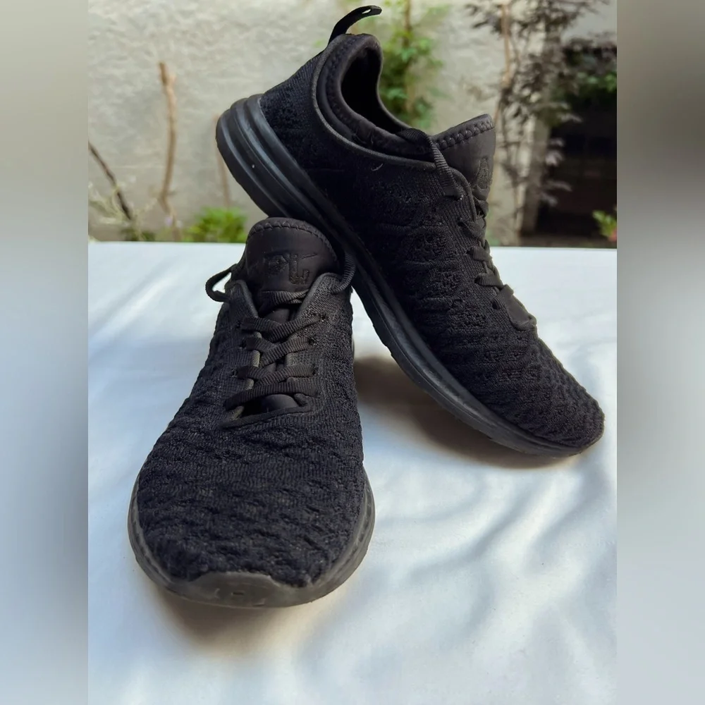 APL Techloom Phantom Sneakers